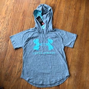 Under Armour hooded t-shirt
